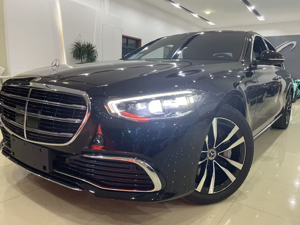 Mercedes-Benz S
