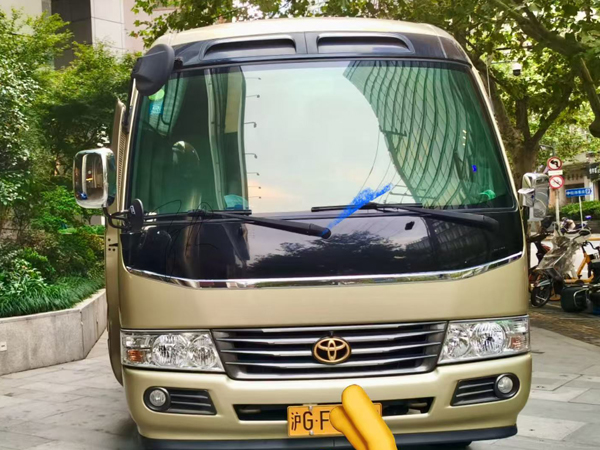 Toyota Coaster 15-seat mid-sized bus