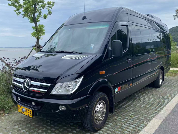Mercedes-Benz commercial vehicle with 14 seats